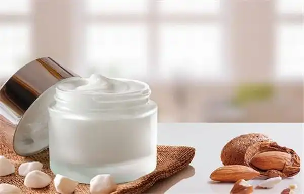 Allantoin 98% Allantoin 98%